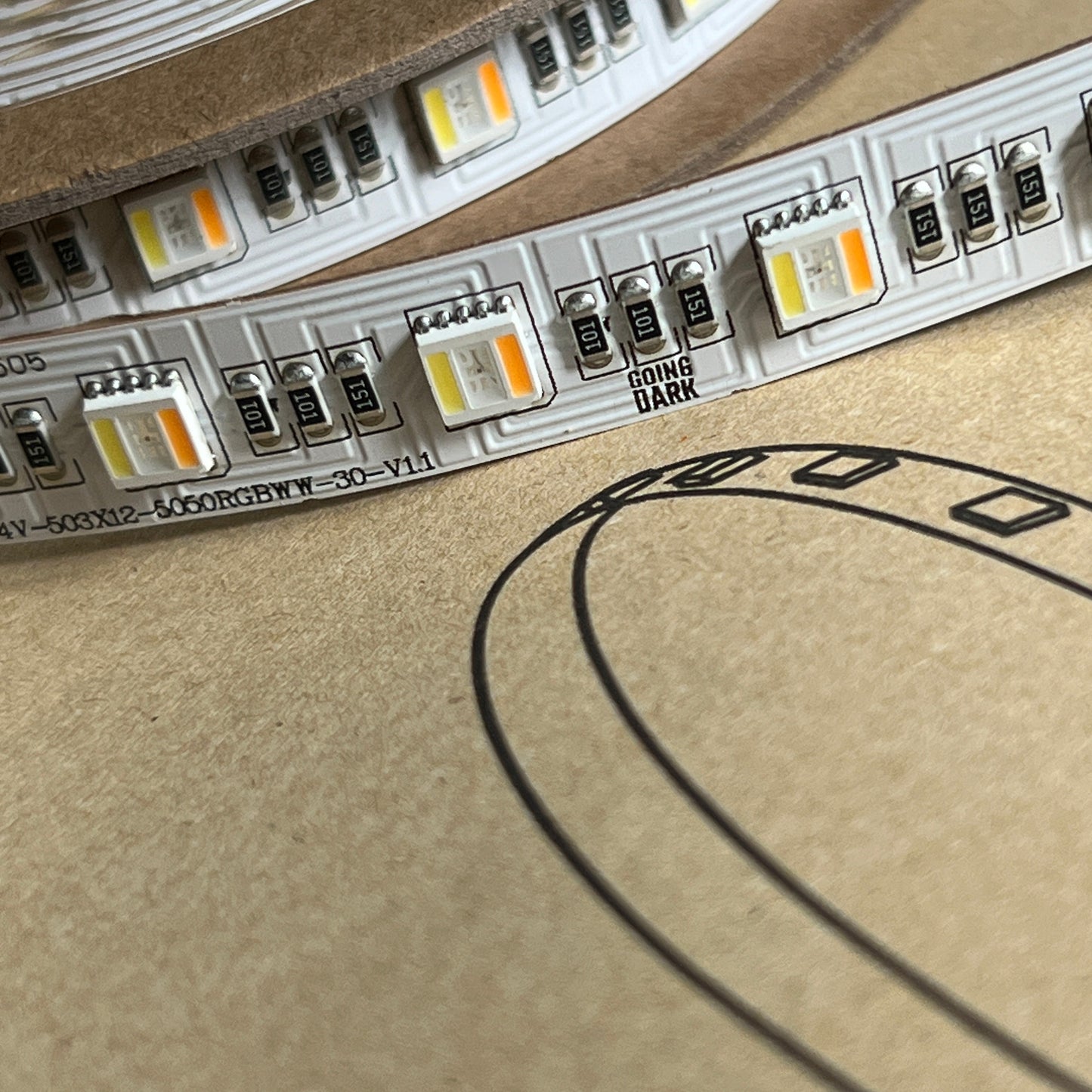 Going Dark - 24V 5-in-1 RGBCwWw LED Strip - 5m