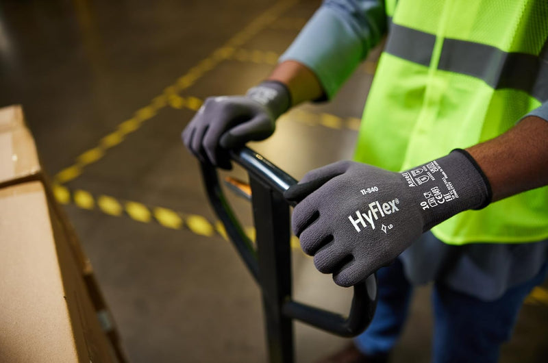 Ansell HyFlex 11-840 Protective Work Gloves