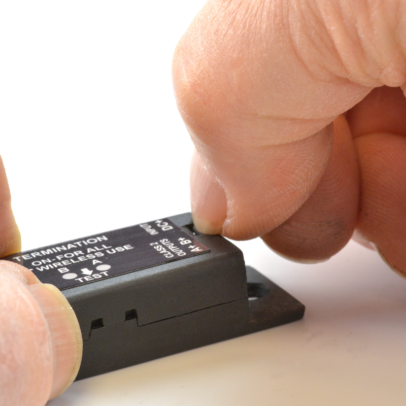 City Theatrical QolorFLEX 2 x 2.5A 2.4GHz MULTIVERSE Dimmer Ð Wireless DMX Dimmer