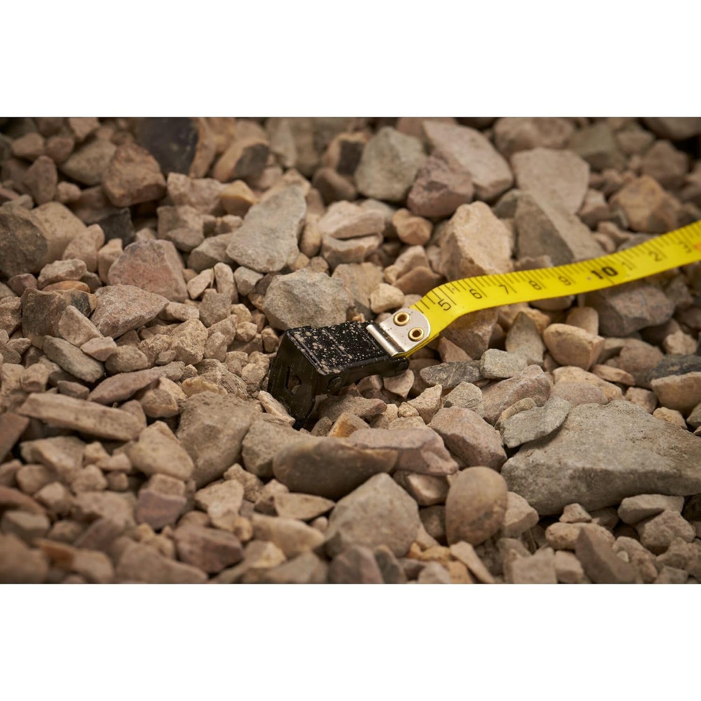 Stanley 30 m Closed Case Fibreglass Tape Measure — Durable, Non-Conductive