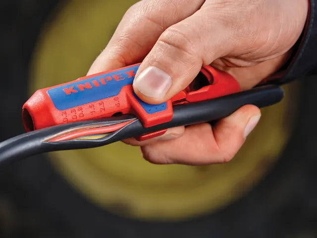 Knipex ErgoStrip® Universal Stripping Tool – Right Handed